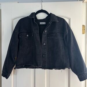 CROPPED BLACK JEAN JACKET